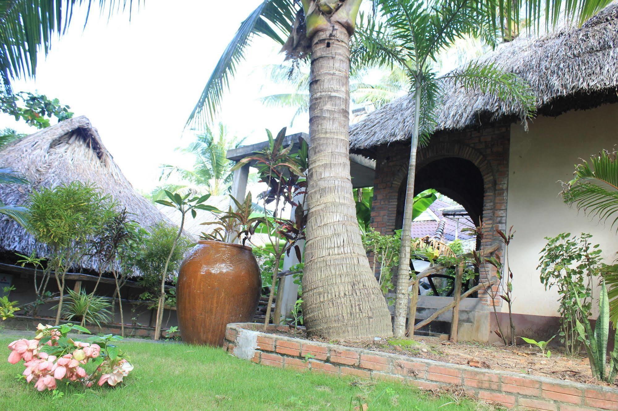 Lien Hiep Thanh Homestay & Beach Bar Phu Quoc Buitenkant foto