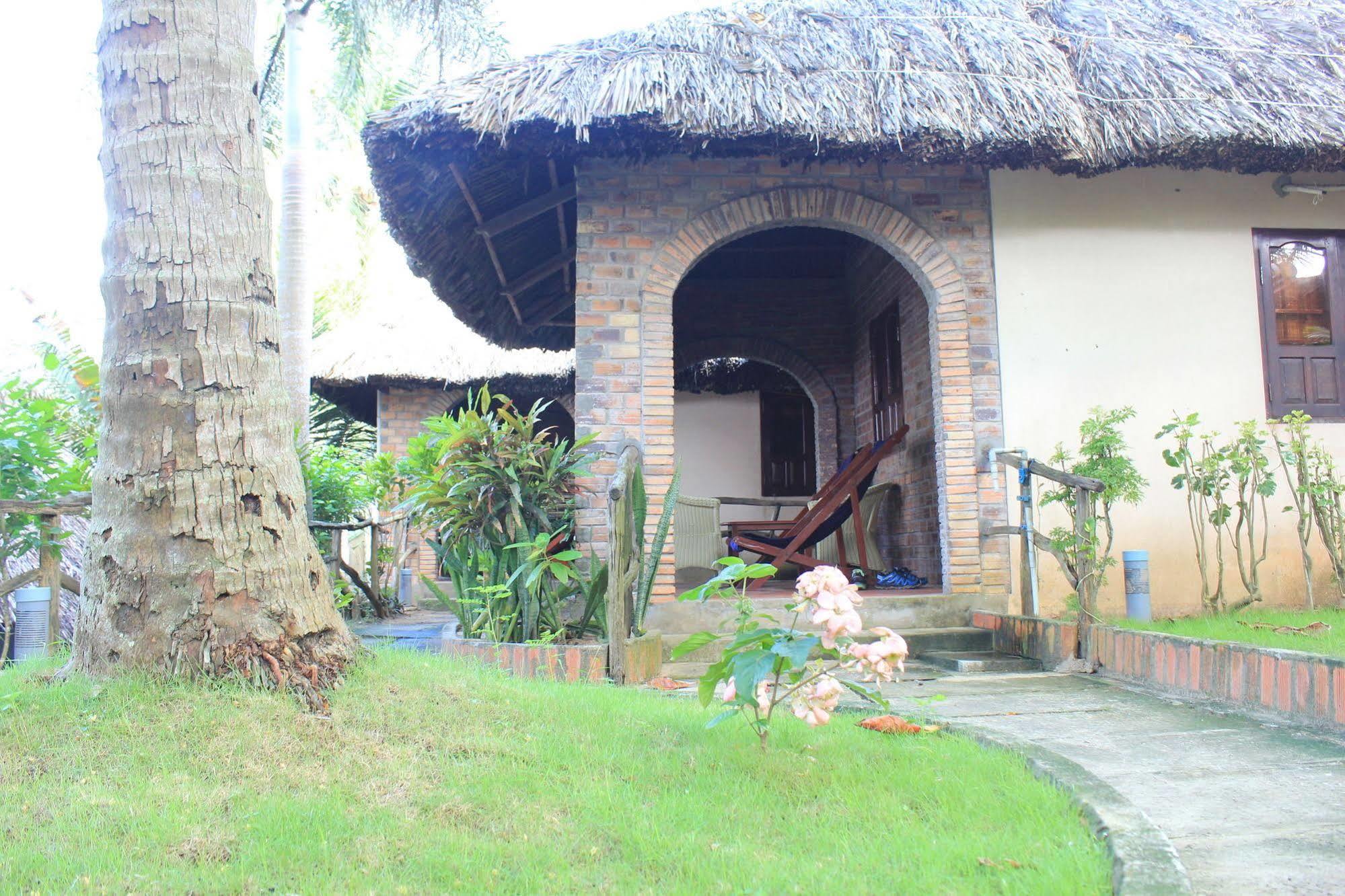 Lien Hiep Thanh Homestay & Beach Bar Phu Quoc Buitenkant foto