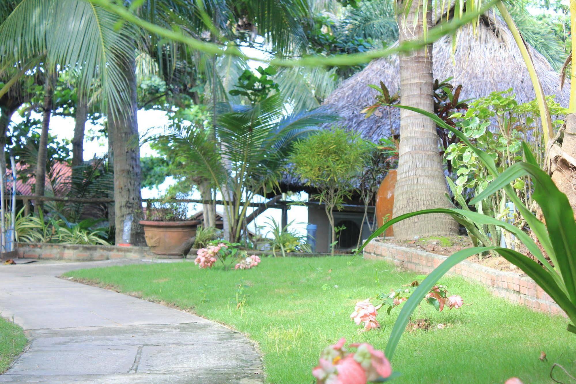 Lien Hiep Thanh Homestay & Beach Bar Phu Quoc Buitenkant foto